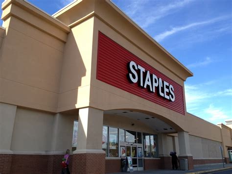 Staples roanoke va - Whether you manage an established company or a startup with big dreams, let Office Depot & OfficeMax in Virginia be your partners in success. From setting up your first office space to restocking breakroom necessities, we have the furniture, equipment and office supplies that you need to run a business.